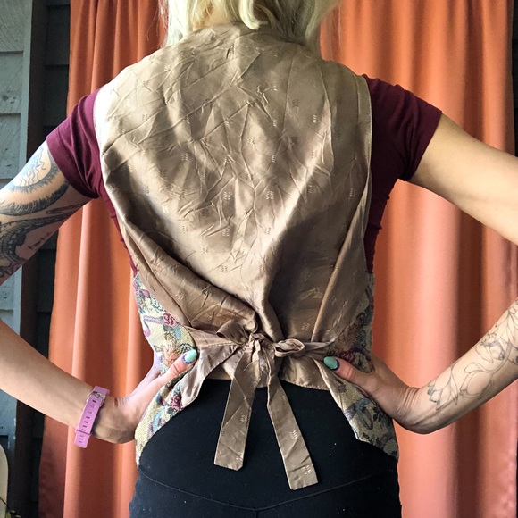 vintage cupid vest - Picture 2 of 3